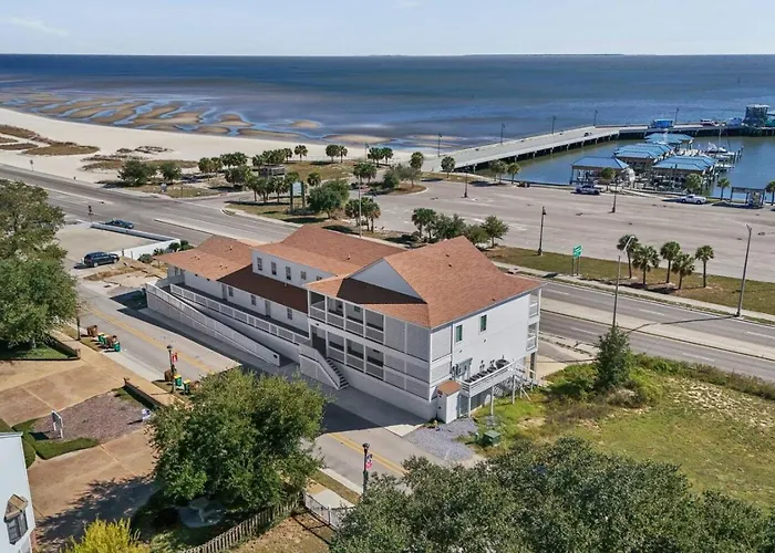 Mississippi Gulf Coast Basecamp-Central Location